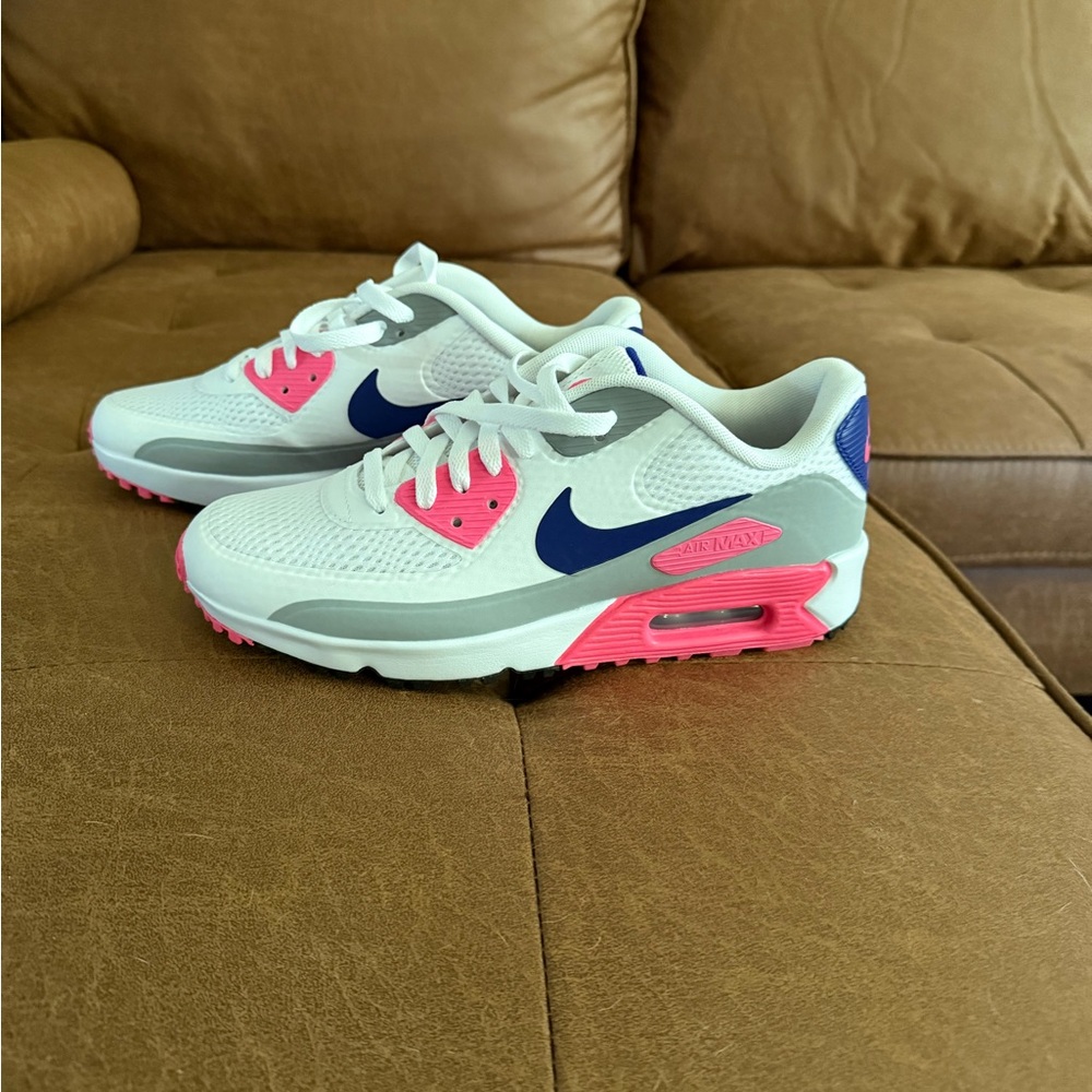 Nike air max women’s golf shoes